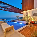 Pax - Kalkan Villa